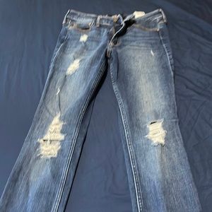 The size is 3R and W26,L30. High rise super skinny